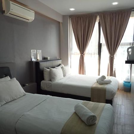 Sunset Villa Inn Pantai Cenang  Exterior photo