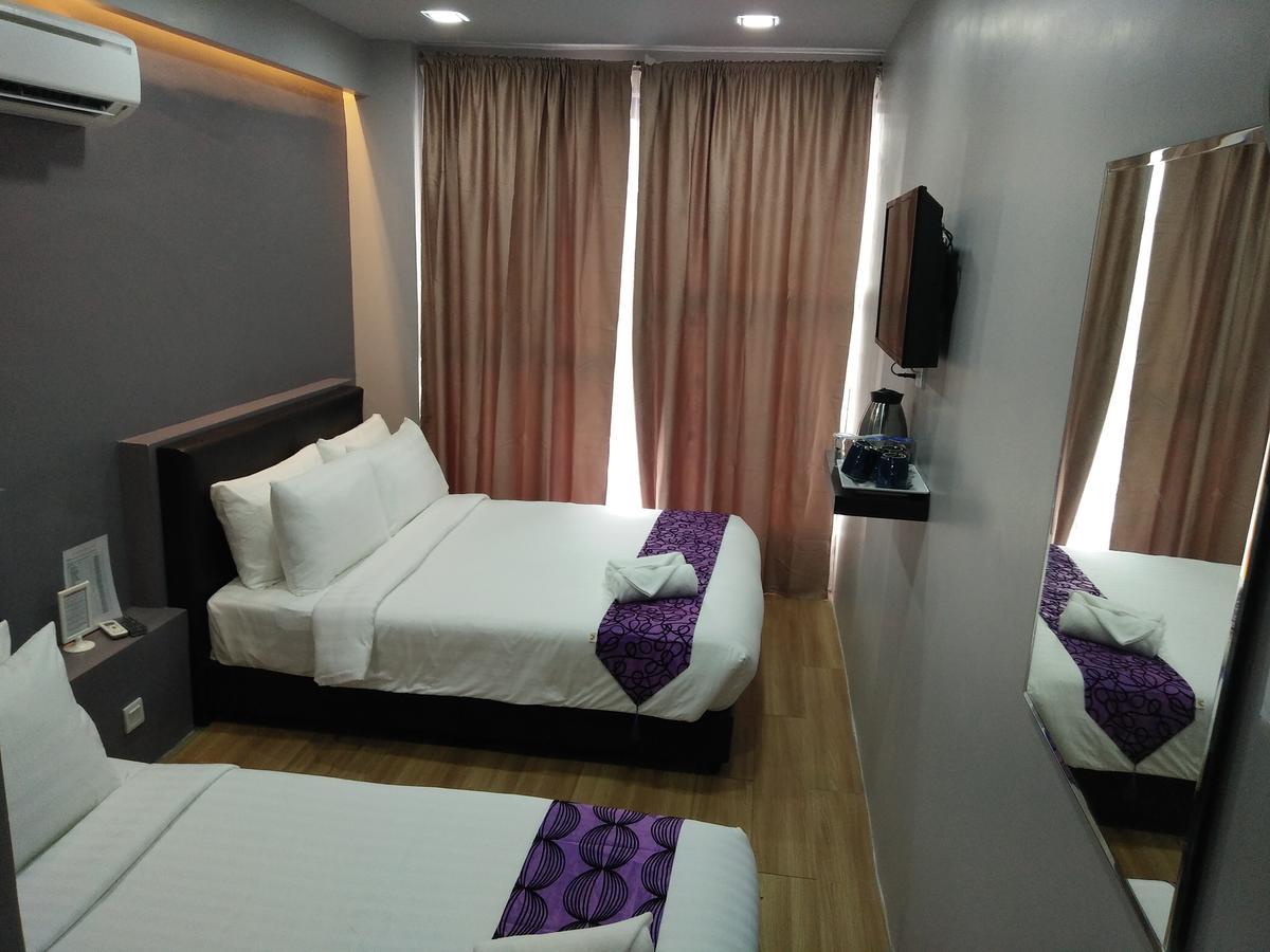 Sunset Villa Inn Pantai Cenang  Exterior photo